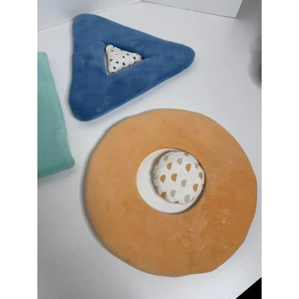 Panda Crate Kiwi Co Montessori Beanbag 3 Shapes Toy Brain Development Activity